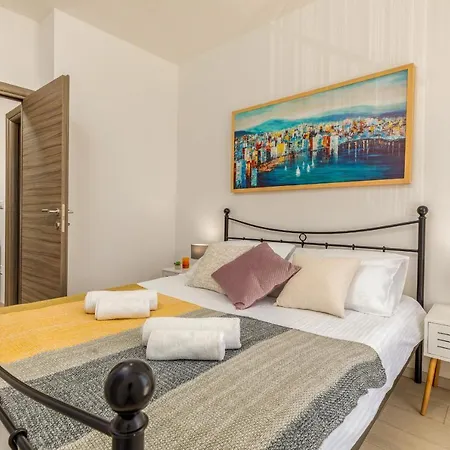 Silver Luxury Apartman *