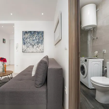 Silver Luxury Apartman *
