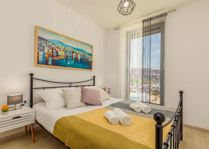 Silver Luxury דירה פולה