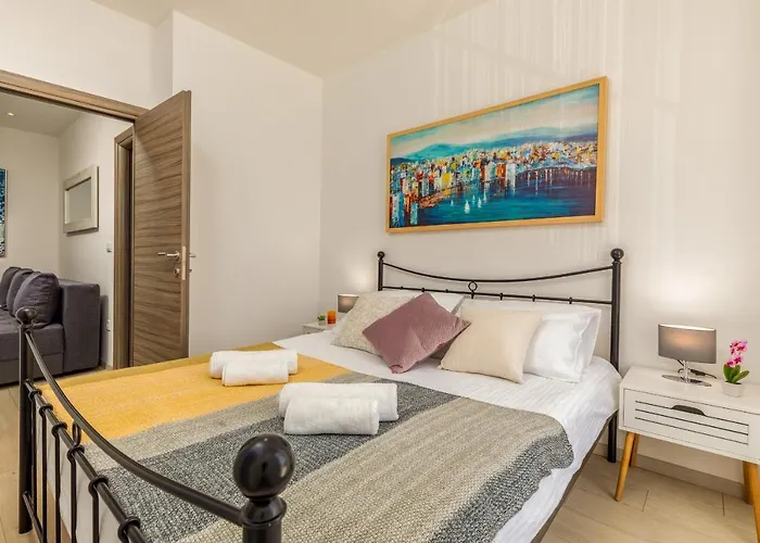 Silver Luxury 아파트 *